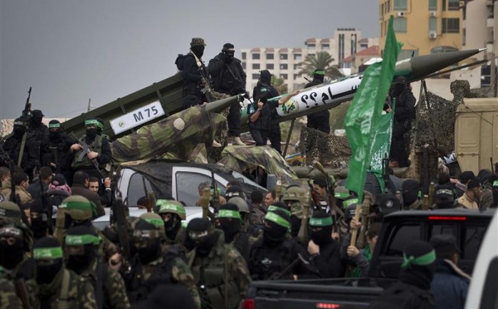 أكدت حركة &quot;حماس&quot; أن المقاومة المسلحة ستظل رأس الحربة في حسم الصراع، ولا مستقبل لدولة إسرائيل على الأراضي الفلسطينية.

