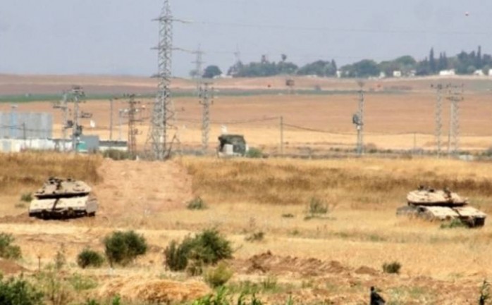 توغلت آليات عسكرية إسرائيلية، صباح الثلاثاء، في أراضي المواطنين الزراعية شرق مدينة غزة وسط أعمال تجريف وإطلاق نار في المكان.