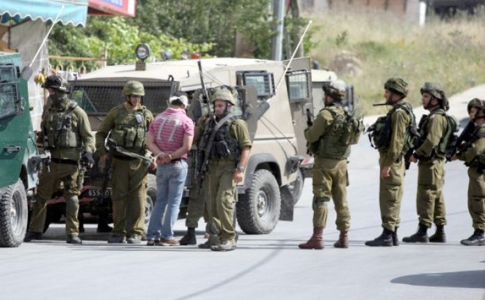 شنت قوات الاحتلال الإسرائيلي اليوم الخميس حملة اعتقالات كبيرة طالت مواطنين من محافظة الخليل وبلدة ميثلون جنوب جنين، حيث نصبت حواجز عسكرية في كلا المحافظتين.

