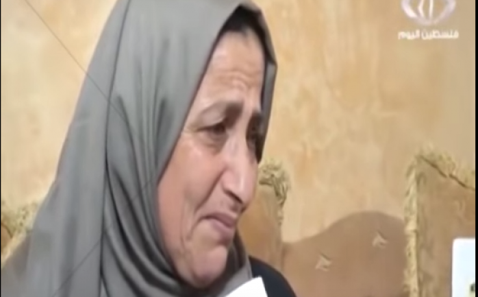 هاتف رئيس الوزراء رامي الحمد الله اليوم الأربعاء، والدة الأسير سامي الجنازرة المضرب عن الطعام منذ 63 يوما.