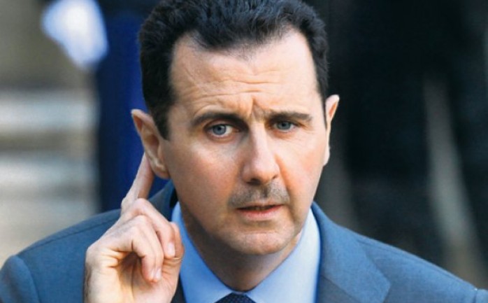 كشفت صحيفة &quot;ذي تايمز&quot; البريطانية أن الاتحاد الأوروبي اقترح تقديم الدعم المالي لسوريا برئيسها بشار الأسد في محاولة جديدة لحل الأزمة التي دامت أكثر من 5 سنوات في البلاد.

