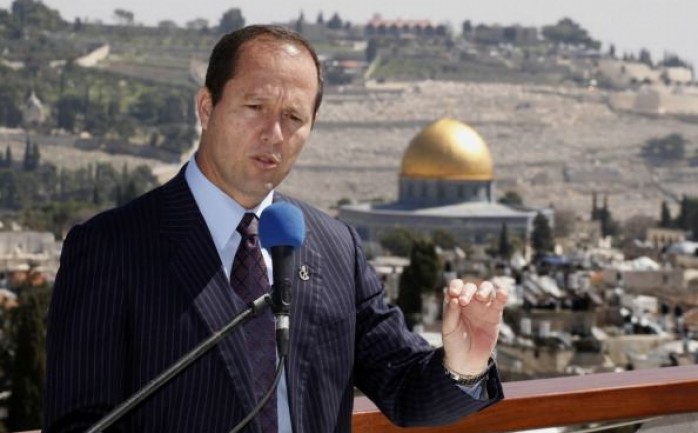 انتقد رئيس بلدية الاحتلال الإسرائيلي في القدس المحتلة نير بركات، إغلاق المسجد الأقصى المبارك أمام الزوار من غير المسلمين.