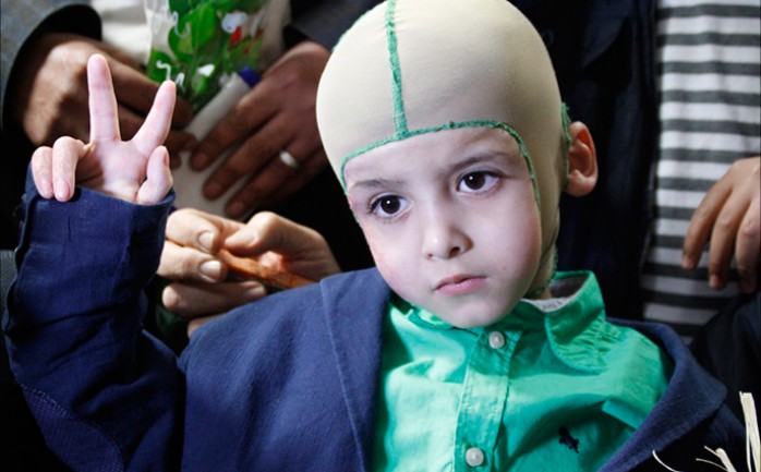 نُقل الطفل أحمد دوابشة فجر الخميس إلى مستشفى &quot;تل هشومير&quot; الإسرائيلي بسبب حدوث تدهور مفاجئ في حالته الصحية.

