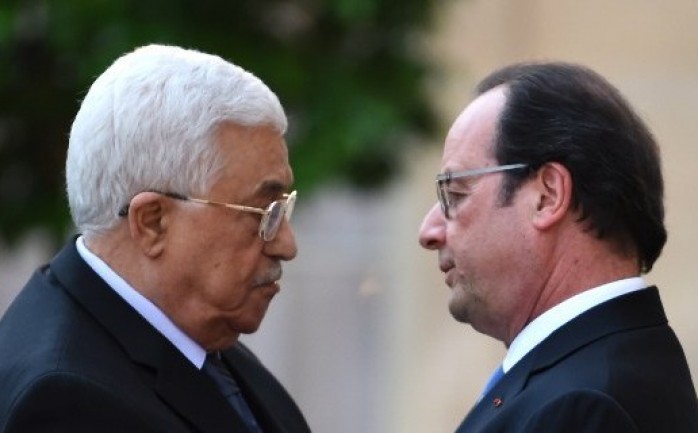 أكد الرئيس محمود عباس أن نقل السفارة الأميركية من تل أبيب إلى القدس من شأنه القضاء على عملية السلام، وقد يدفع الفلسطينيين للتراجع عن الاعتراف بدولة إسرائيل.

وق