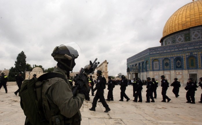 قرر مفتش الشرطة الإسرائيلية العام الجنرال &quot;روني الشيخ&quot; الاستمرار في حظر زيارة أعضاء الكنيست للمسجد الأقصى المبارك.

