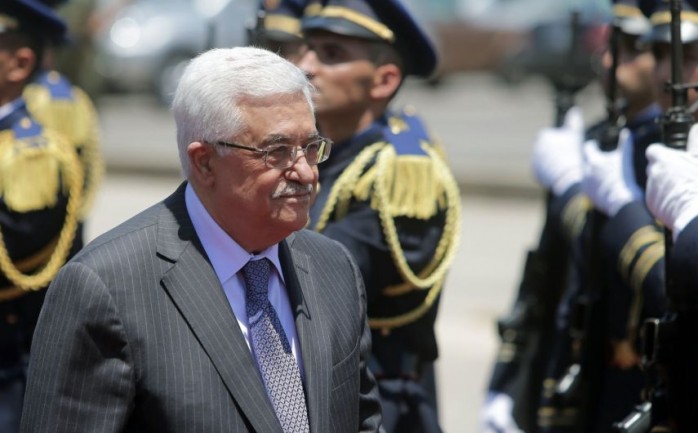 يبدأ الرئيس محمود عباس، يوم غداً الخميس، زيارة رسمية إلى لبنان، تستمر لمدة ثلاثة أيام.

وتأتي هذه الزيارة تلبية لدعوة من رئيس الجمهور