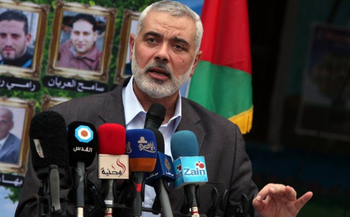 حذر نائب رئيس المكتب السياسي لحركة حماس إسماعيل هنية من محاولات قادة الاحتلال الإسرائيلي تصدير أزماتهم الداخلية بتجاه قطاع غزة.

