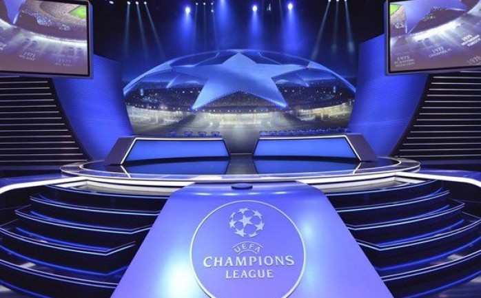 أعلن الاتحاد الأوروبي لكرة القدم &quot;اليويفا&quot; تغيير مواعيد انطلاق مباريات دوري أبطال أوروبا، واعتماد موعدين في ليلة واحدة ابتداء من موسم 2018/2019.

واجتمعت اللجنة التنفيذية للاتحاد ال