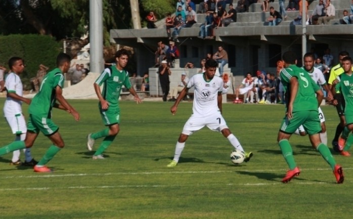أكد الاتحاد الفلسطيني لكرة القدم, أن مباريات الأسبوع الخامس من دوريي الدرجتين الممتازة والأولى, ستنطلق الجمعة المقبل الساعة الثالثة والنصف عصراً بحسب التوقيت القديم.

وأوضحت الدائرة الإعلامية