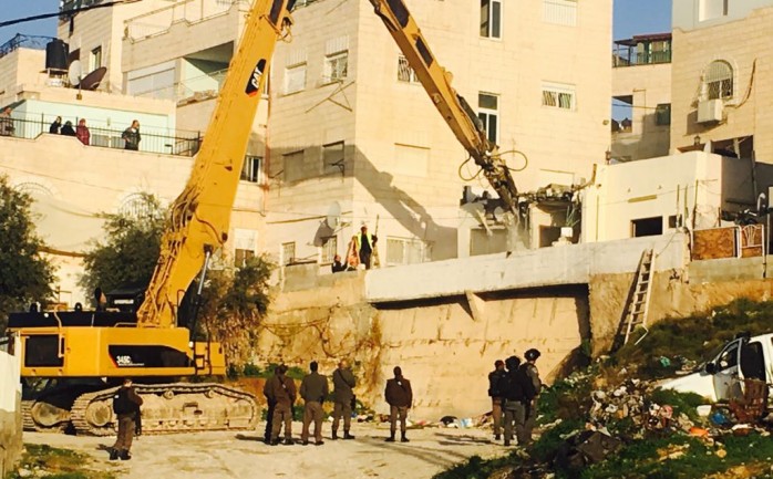 قوات الاحتلال تهدم منزلًا قيد الإنشاء بالنقب
