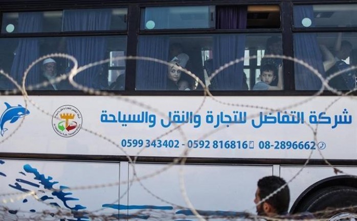 فتحت السلطات المصرية، صباح الأحد، معبر رفح البري جنوب قطاع غزة، أمام الحالات الإنسانية في الاتجاهين، لليوم الثاني على التوال.

وغادر 494 مسافراً من الحالات الإن