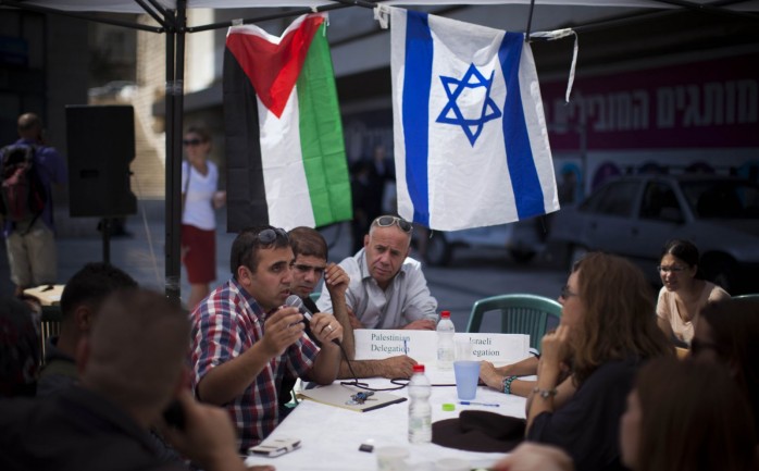 لقاء بين إسرائيلي فلسطيني في القدس