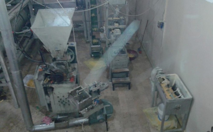 أغلقت دائرة الصحة والتفتيش شمال غزة مصنعاً للشيبس في شارع صلاح الدين يعمل بظروف وصفت بـ&quot;الكارثية&quot;.

