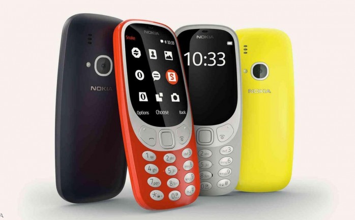 أعلنت شركة نوكيا الفنلندية عن هاتف Nokia 3310 بحلة مختلفة مع كاميرا وشاشة ملونة، وبتصميم جديد الذي سيكون متاح للشراء بسعر حوالي 52 دولار، بعد أن كان يباع في نسخت