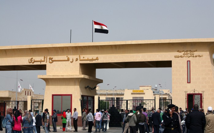 البوابة المصرية من معبر رفح البري