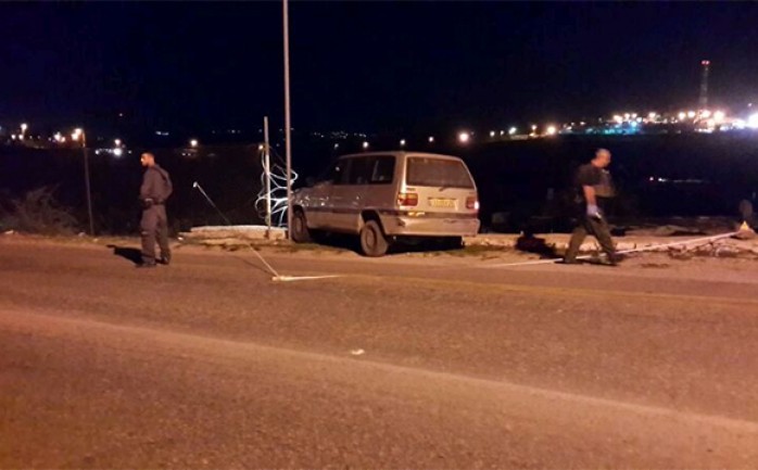 تعرضت سيارتين للمستوطنين مساء الاثنين لإطلاق نار قرب مستوطنة "حلاميش" في قرية دير أبو مشعل برام الله.

وقالت الإذاعة العبرية: "إن أضراراً