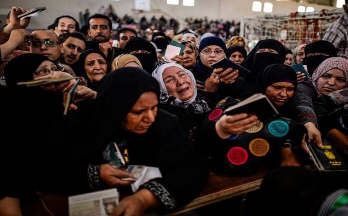 أغلقت السلطات المصرية مساء الاثنين معبر رفح البري تجاه المغادرين من قطاع غزة إلى الجانب المصري بعد عمله لمدة 5 أيام بشكل استثنائي للحالات الإنسانية.

وقال المتحدث باسم الداخلية في غزة إياد 