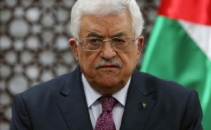 التقى الرئيس محمود عباس اليوم الأربعاء، في مقر إقامته بالعاصمة السودانية الخرطوم، رئيسة حزب الشرق الديمقراطي السوداني آمنة ضرار.

وأطلع الرئيس عباس رئيس