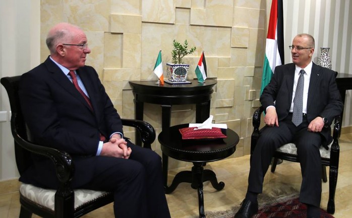 حذر رئيس الوزراء رامي الحمد الله، من تدهور الأوضاع الأمنية نتيجة إصرار إسرائيل على التصعيد ورفض كافة الجهود الدولية لتحقيق السلام.