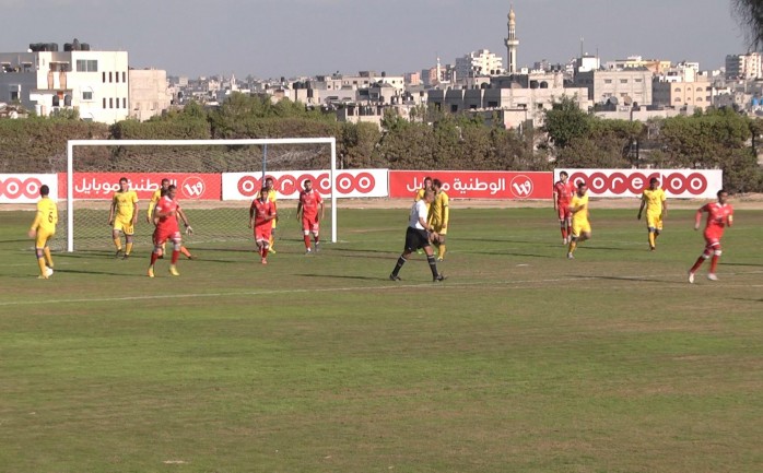 تنطلق مساء الجمعة مباريات الأسبوع الثالثة عشر من دوري الدرجة الممتازة لكرة القدم بقطاع غزة لموسم 2016 – 2017.

