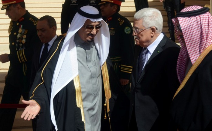 وصل الرئيس محمود عباس مساء الأربعاء، إلى العاصمة السعودية الرياض، في زيارة رسمية تستمر يومين.

ووفقا لوكالة "وفا الرسمية" فإن الرئيس سيلتقي خادم الحرم