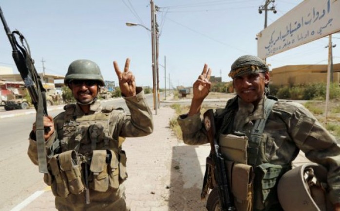 أعلنت الحكومة العراقية أن قواتها استعادت معظم مدينة الفلوجة من تنظيم &quot;الدولة الإسلامية&quot;.

وقال الفريق الركن عبد الأمير الشمري &quot;العدو ينهار، وقد فقد السيطرة على مقاتليه، وهم الآ