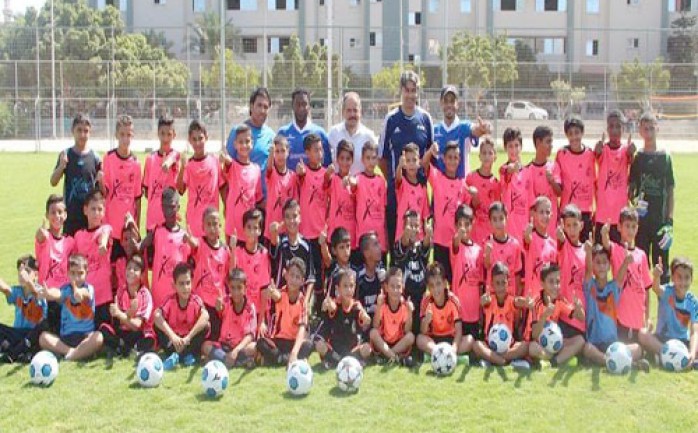 أعلن نادي هلال غزة الرياضي، عن بدء التسجيل رسمياً في أكاديميات النادي الخاصة بالمبتدئين والتي تستعد لافتتاح أربعة من فروعها مطلع الصيف المقبل في محافظات قطاع غزة.