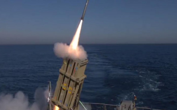 أجرت قوات البحرية الإسرائيلية مساء الأربعاء، تجربة في عرض البحر على منظومة القبة الحديدية، التي نصبت على ظهر سفينة الصواريخ من طراز &quot;ساعر 5&quot;.

