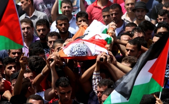 قال المحامي محمد عليان إن شرطة الاحتلال الإسرائيلي قدّمت ردّها للمحكمة العليا الإسرائيلية بخصوص تسليم جثامين الشهداء المحتجزين لديها بشروط.

وأوضح عليان