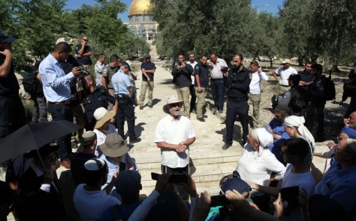 قالت دائرة الأوقاف الإسلامية في القدس المحتلة، إن نحو 15 ألف إسرائيلي اقتحموا المسجد الأقصى خلال العام الجاري.

وذكرت الدائرة التابعة لوزارة الأوقاف الأردنية، في بيان اليوم، الخميس، أن&quot;1