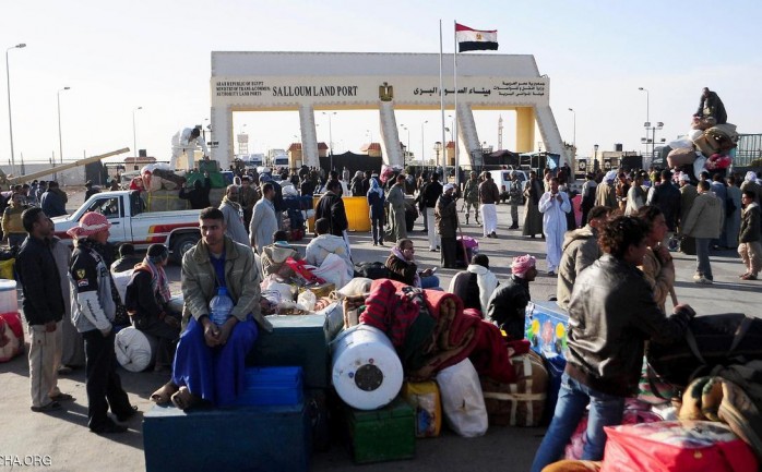 أعلنت السلطات المصرية، الإثنين، وصول 6 مصريين كانوا مختطفين في ليبيا قادمين من منفذ مساعد البري إلى منفذ المصري.

وأوضحت مصادر رسمية أن السلطات بمنفذ السلوم تسلمت العمال المصريين من 