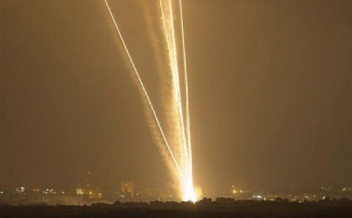 قال موقع 0404 الإسرائيلي، إن حركة &quot;حماس&quot;&nbsp;أطلقت مساء الأربعاء&nbsp;12 صاروخًا تجريبيًا&nbsp;من جنوب قطاع غزة باتجاه البحر.

وزعم الموقع أن عناصر ا