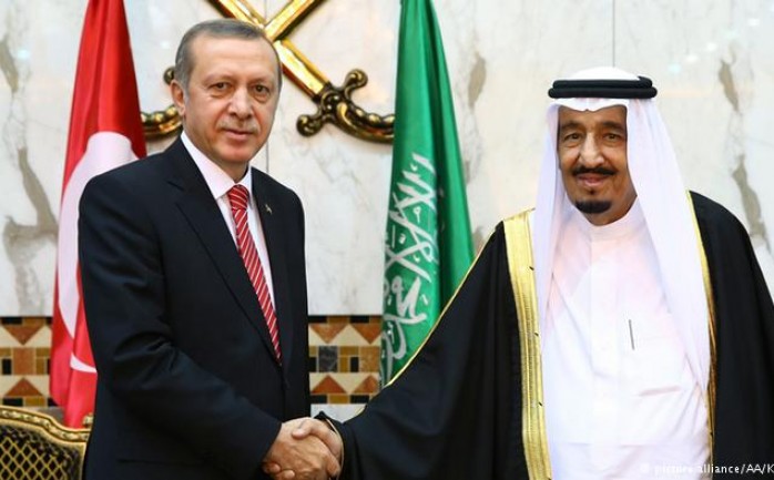 رحبت المملكة العربية السعودية، بعودة الأمور إلى نصابها بقيادة&nbsp;الرئيس رجب طيب أردوغان، وحكومته المنتخبة، وفي إطار الشرعية الدستورية، وفق إرادة الشعب التركي.

