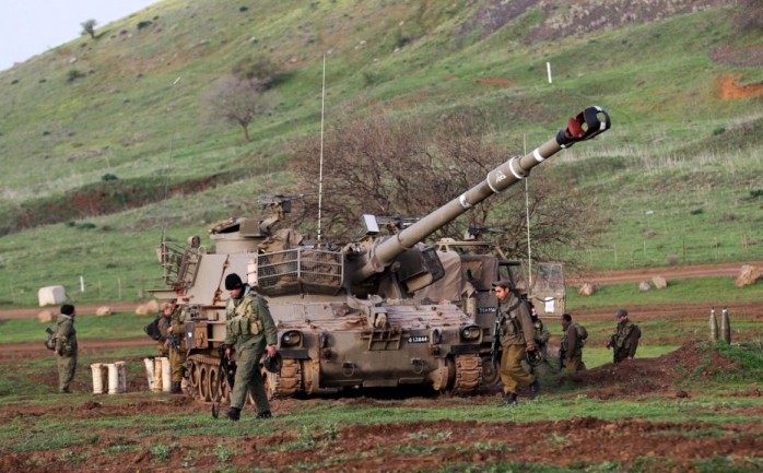 استهدف جيش الاحتلال الإسرائيلي اليوم الأربعاء، بطارية مدافع تابعة للجيش السوري في شمال هضبة الجولان.

وقالت الإذاعة الإسرائيلية إن القصف جاء ردًا على سقوط قذيفة