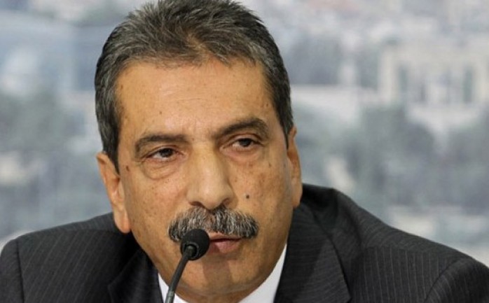 عضو اللجنة المركزية لحركة فتح توفيق الطيراوي يؤكد أن لا أحد يأتي بعد الرئيس محمود عباس.
