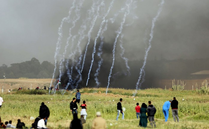 جانب من مواجهات مسيرة العودة شرق غزة