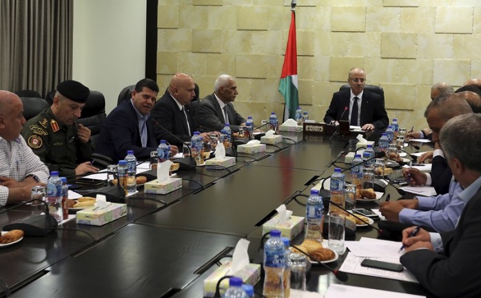 رئيس الوزراء رامي الحمد الله يترأس اجتماعا لقادة المؤسسة الامنية للاطلاع على اخر التطورات