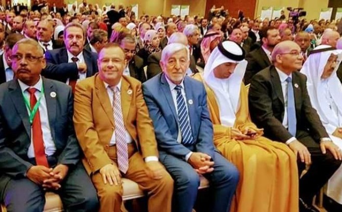 وزير الزراعة سفيان سلطان  خلال اجتماعات البحر الميت