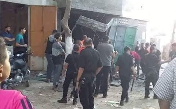 انفجار سابق للألعاب النارية في منطقة الزوايدة وسط قطاع غزة (أرشيف