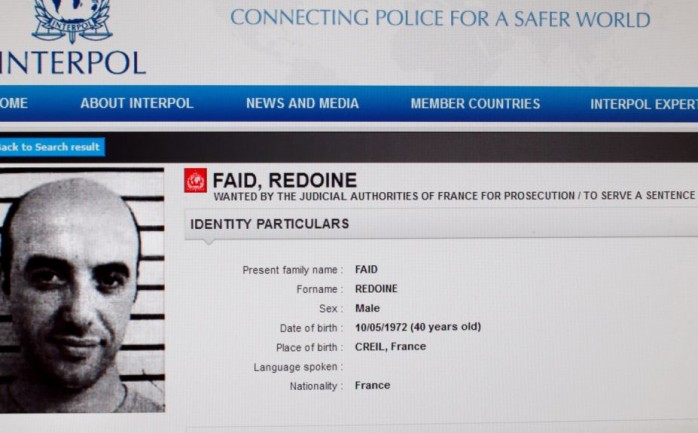 صورة المجرم فايد على موقع الشرطة الدولية "إنتربول"