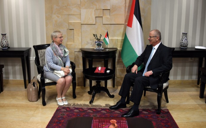رئيس الوزراء رامي الحمد الله، يستقبل القنصل البلجيكي العام في القدس دانييلي هافين