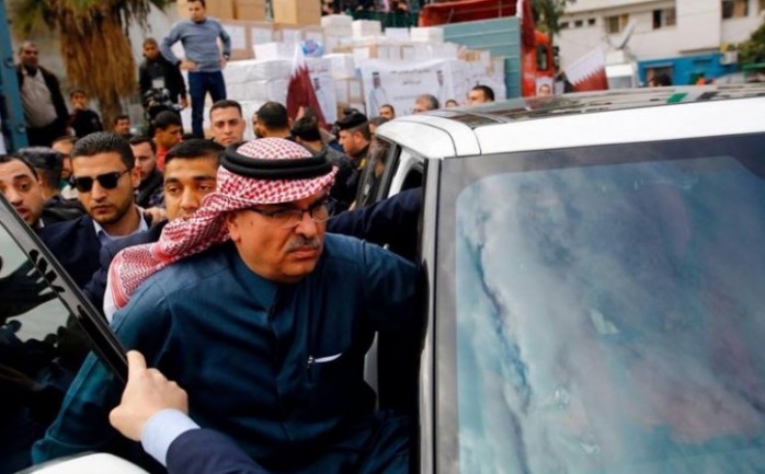 السفير القطري محمد العمادي خلال تواجد في غزة