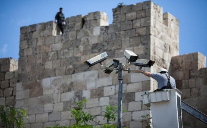 صورة توضيحية لتركيب الكاميرات في القدس